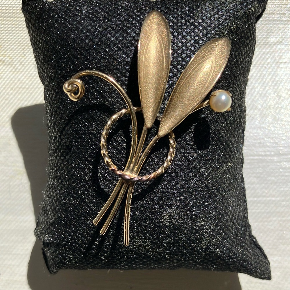 Vintage Charles Reis CRCO Brooch